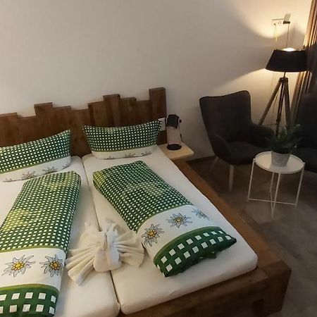 Zugspitzchalets Biberwier Bagian luar foto