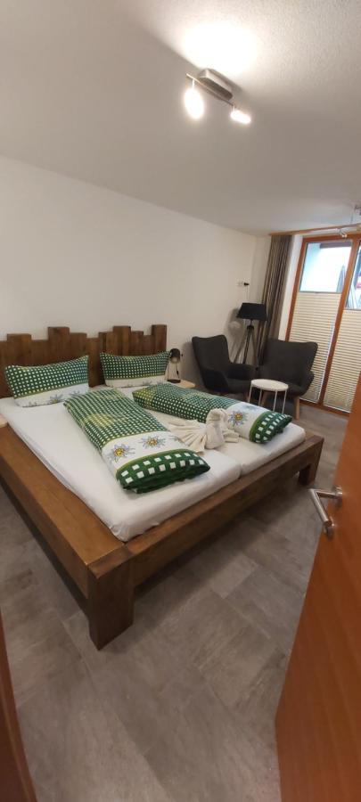 Zugspitzchalets Biberwier Bagian luar foto
