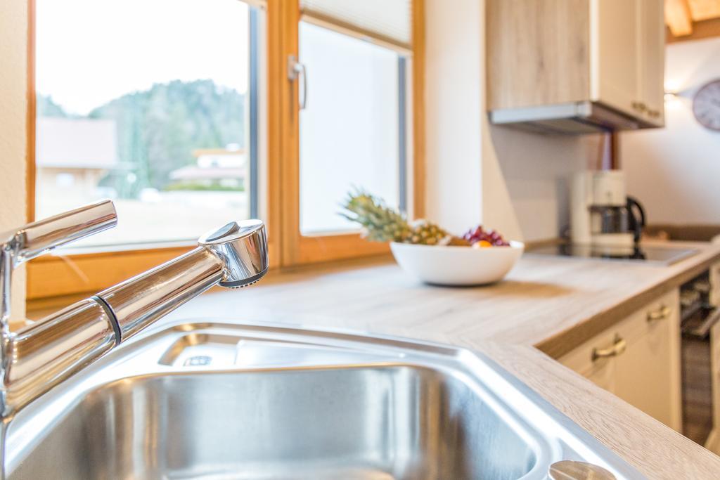 Zugspitzchalets Biberwier Ruang foto